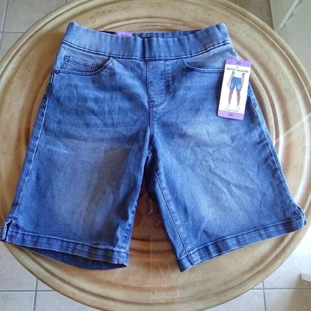 DKNY Jeans Short, Size XS Color Blue